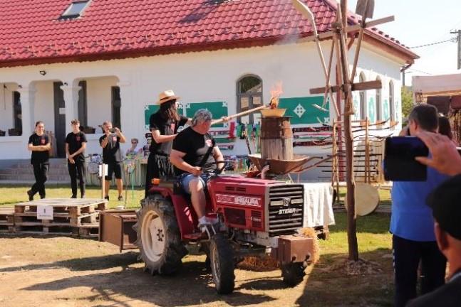 Őrzöm a lángot Barkósági Parasztolimpia és családi nap